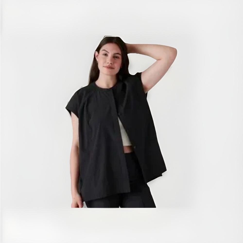NWT Athleta Performance Poplin Poppover Black
Button Down Sz Smll Water Resist